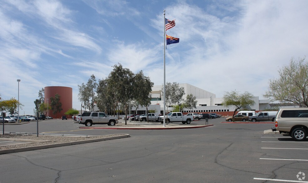 22600 N 19th Ave, Phoenix, AZ à louer - Photo de l’immeuble – Image 3 sur 62