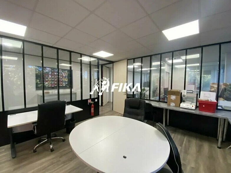 Bureau dans Labège à vendre - Photo de l’immeuble – Image 3 sur 7