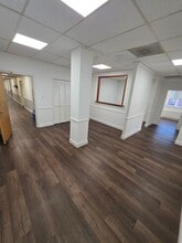 17 W Jefferson St, Rockville, MD à louer Photo intérieure– Image 1 sur 5