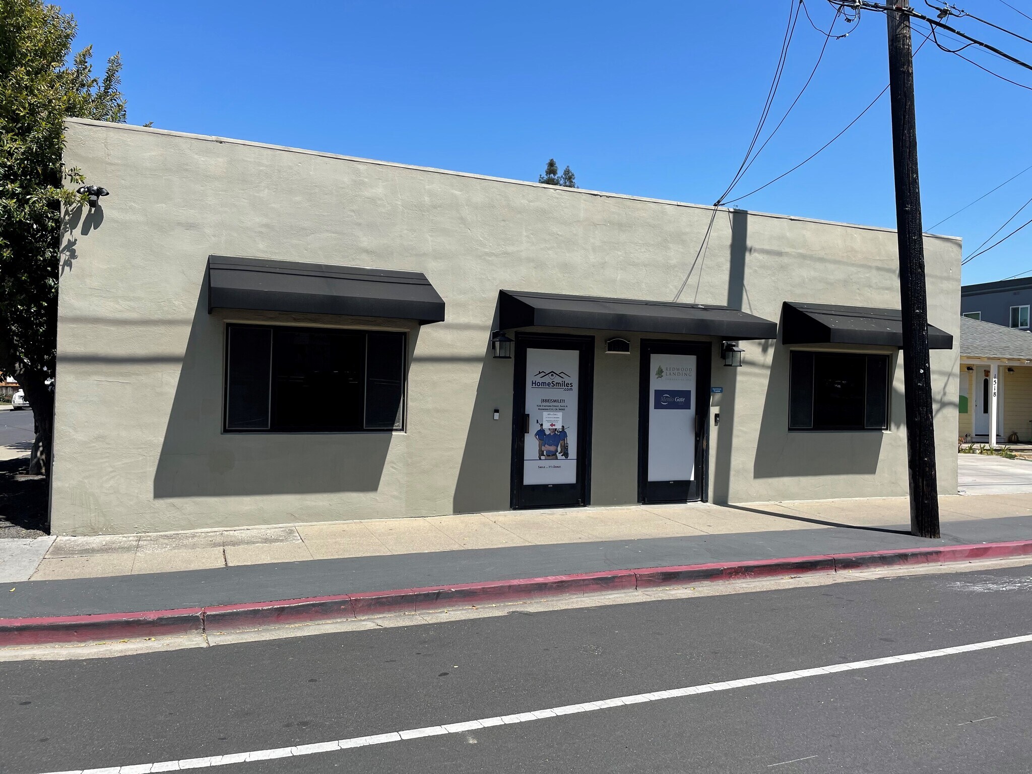 1526 Stafford St, Redwood City, CA à louer Photo principale– Image 1 sur 15