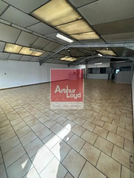 1 B Rue Chapron, Troyes à vendre - Photo de l’immeuble – Image 2 sur 7