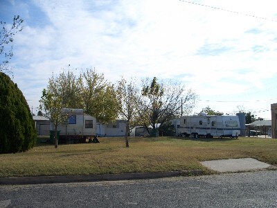 100 E Tarrant, Llano, TX à vendre - Photo principale – Image 1 sur 20