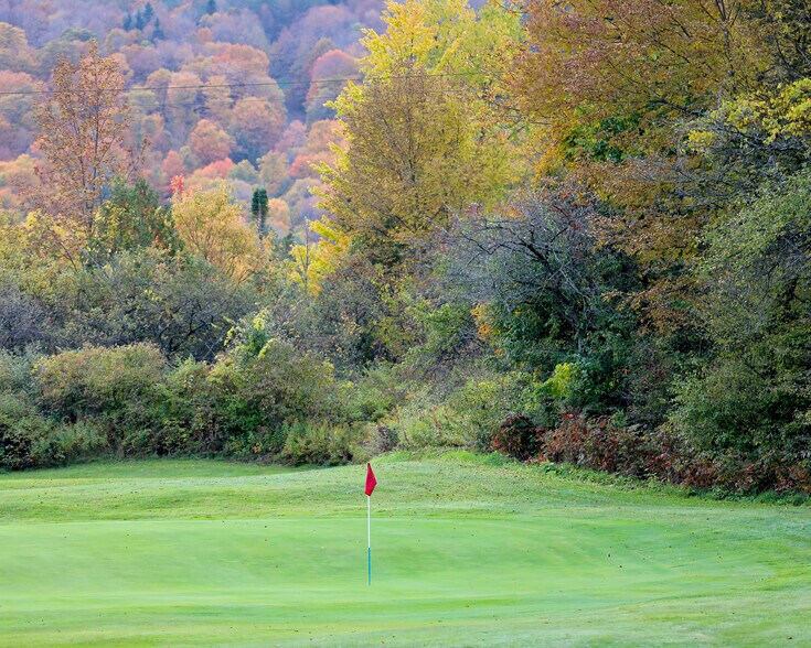 4457 East, Turin, NY à vendre - Photo de l’immeuble – Image 3 sur 37