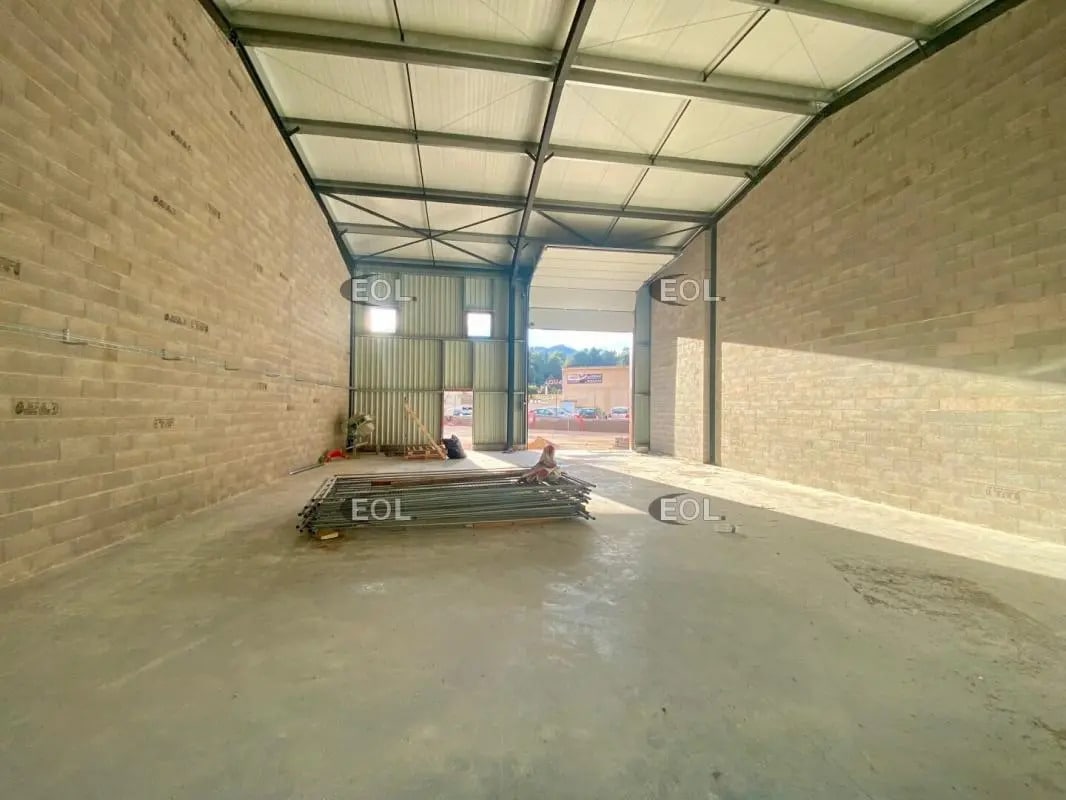 Local d'activités dans Peypin à vendre Photo intérieure– Image 1 sur 3