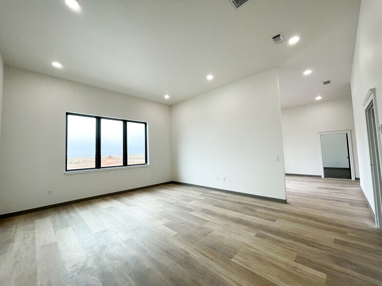 6905 Alcove Ave, Lubbock, TX à vendre - Photo intérieure – Image 3 sur 23