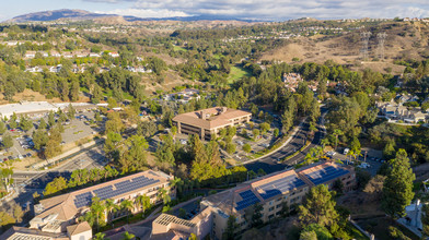 500 S Anaheim Hills Rd, Anaheim, CA - VUE AÉRIENNE  vue de carte - Image1