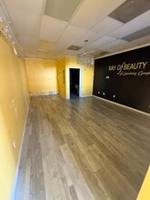 9700 San Jose Blvd, Jacksonville, FL à louer Photo intérieure– Image 1 sur 3