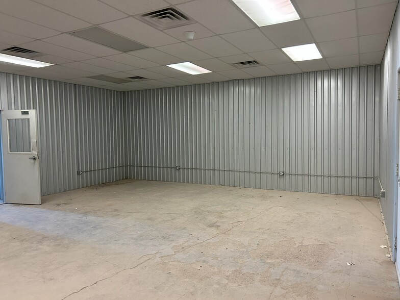 2086 Oil Mill Rd, Pecos, TX à louer - Photo intérieure – Image 3 sur 33