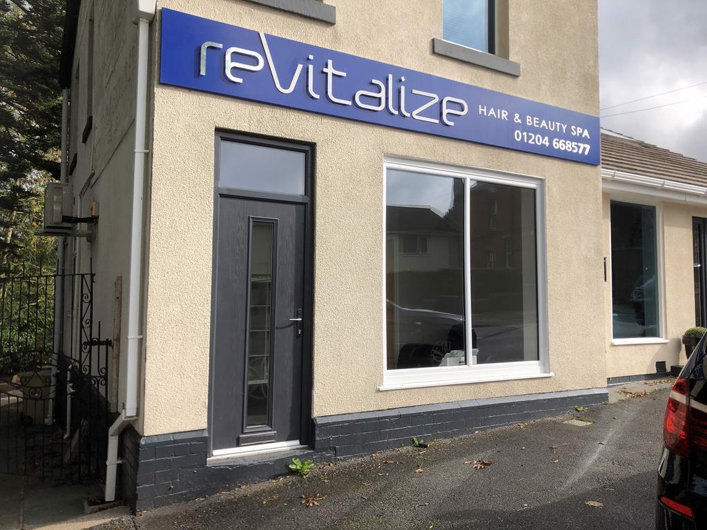 71 Church St, Bolton à louer Photo de l’immeuble– Image 1 sur 6