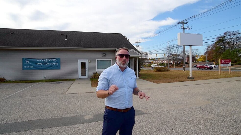 1361 Memorial Dr, Chicopee, MA à vendre - Vidéo sur l’annonce professionnelle – Image 2 sur 23