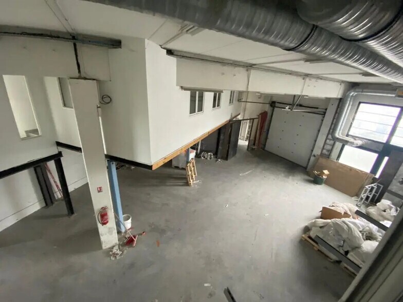 Industriel/Logistique dans La Courneuve à vendre - Photo de l’immeuble – Image 2 sur 8