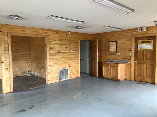 1901 County Highway H, Spooner, WI à vendre - Photo intérieure – Image 3 sur 9