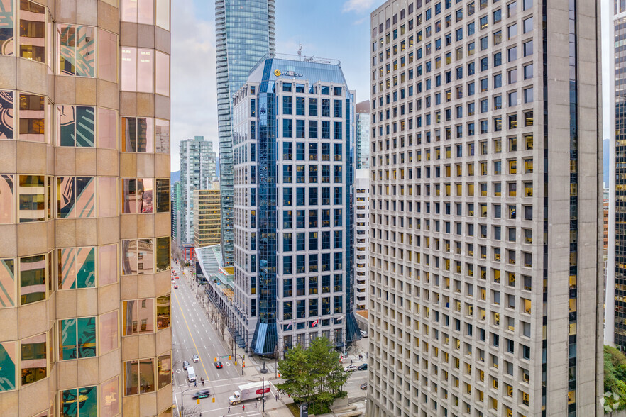 1111 W Georgia St, Vancouver, BC à louer - Photo de l’immeuble – Image 1 sur 12