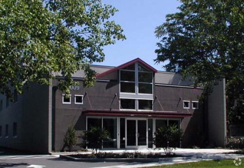 2009 V St, Sacramento, CA à louer - Photo de l’immeuble – Image 3 sur 4