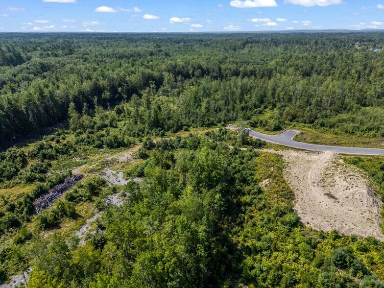 Lot 5 Innovation Way, Buxton, ME à vendre - Aérien – Image 2 sur 7