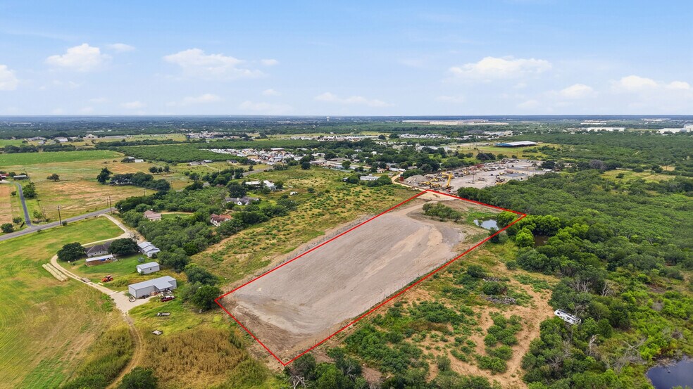 7933 FM 1346, San Antonio, TX à louer - Photo de l’immeuble – Image 1 sur 7