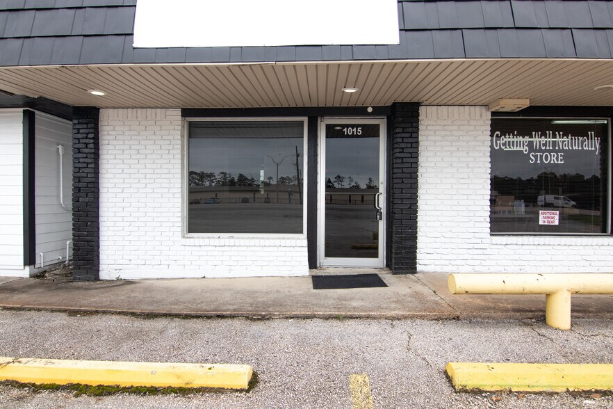 1015 S Main St, Lumberton, TX à louer - Photo principale – Image 1 sur 12