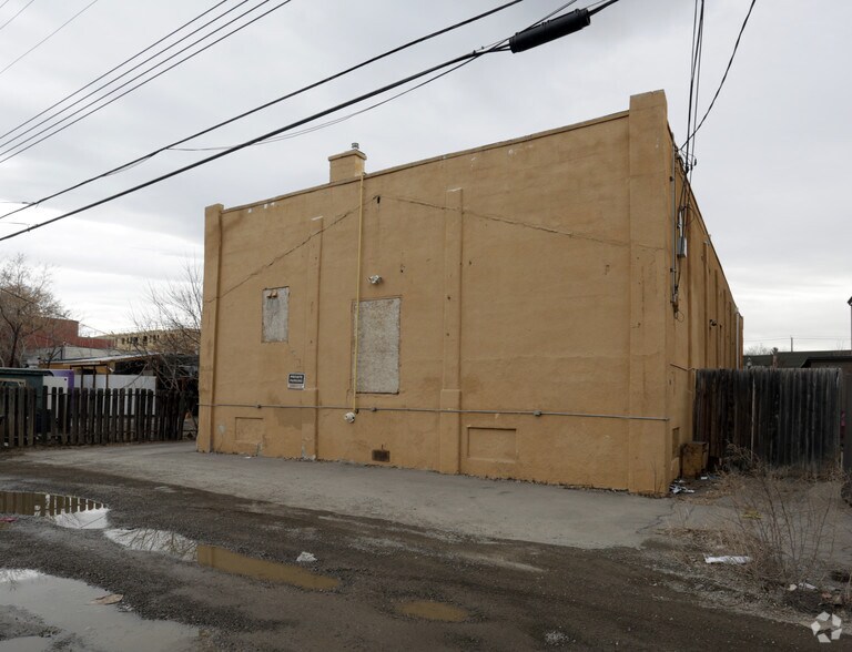 1435 9th Ave SE, Calgary, AB à louer - Photo de l’immeuble – Image 2 sur 18