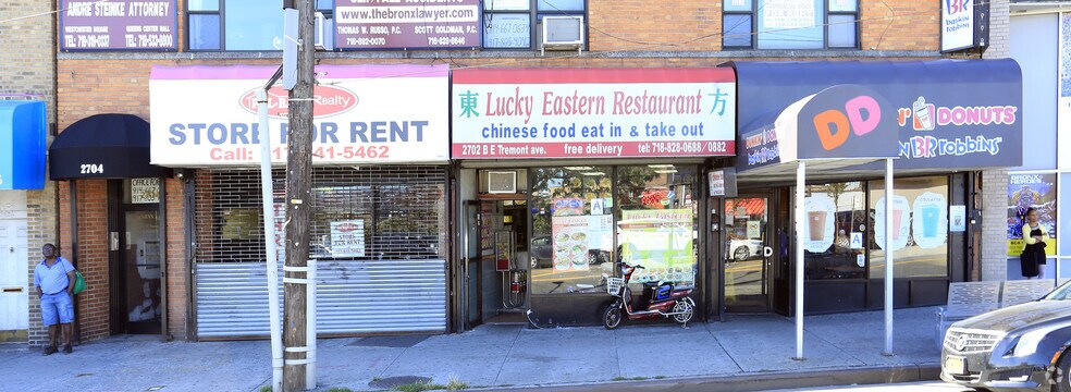 2702-2704 E Tremont Ave, Bronx, NY à louer - Photo de l’immeuble – Image 3 sur 9