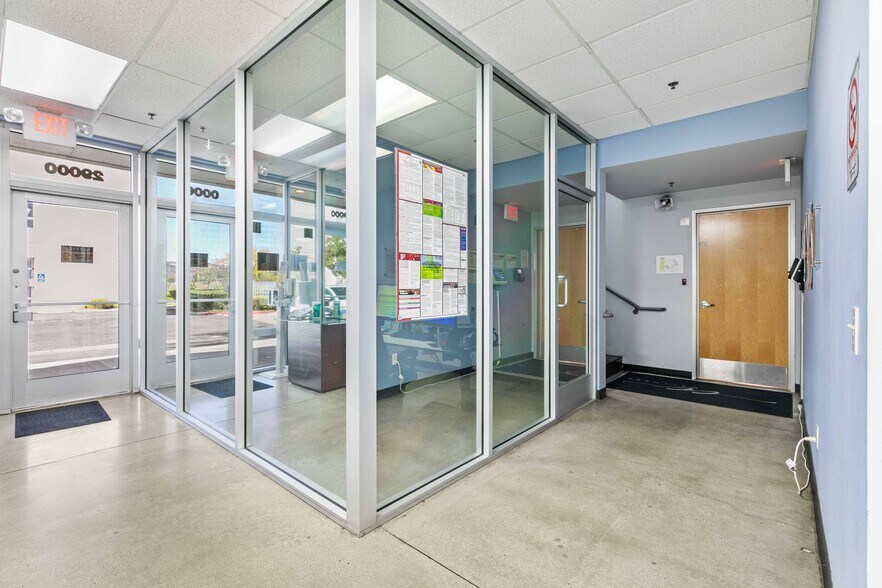 29000 N Hancock Pky, Valencia, CA à louer - Photo de l’immeuble – Image 3 sur 19