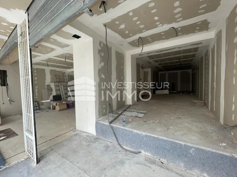 Local commercial dans Nemours à vendre - Photo principale – Image 1 sur 1
