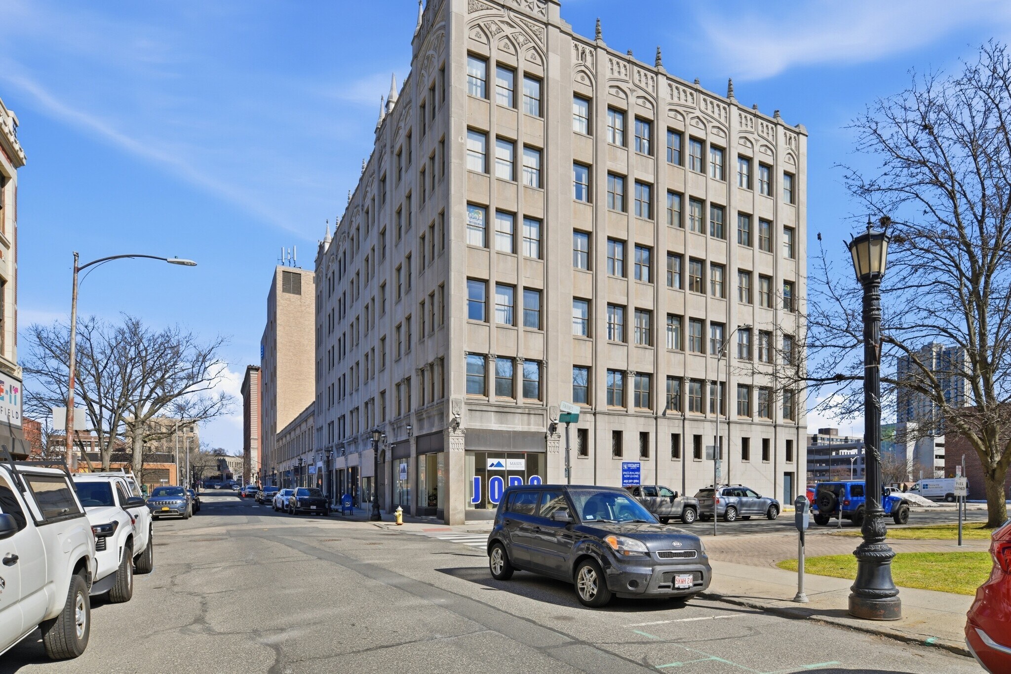 289-307 Bridge St, Springfield, MA à vendre Photo principale– Image 1 sur 18