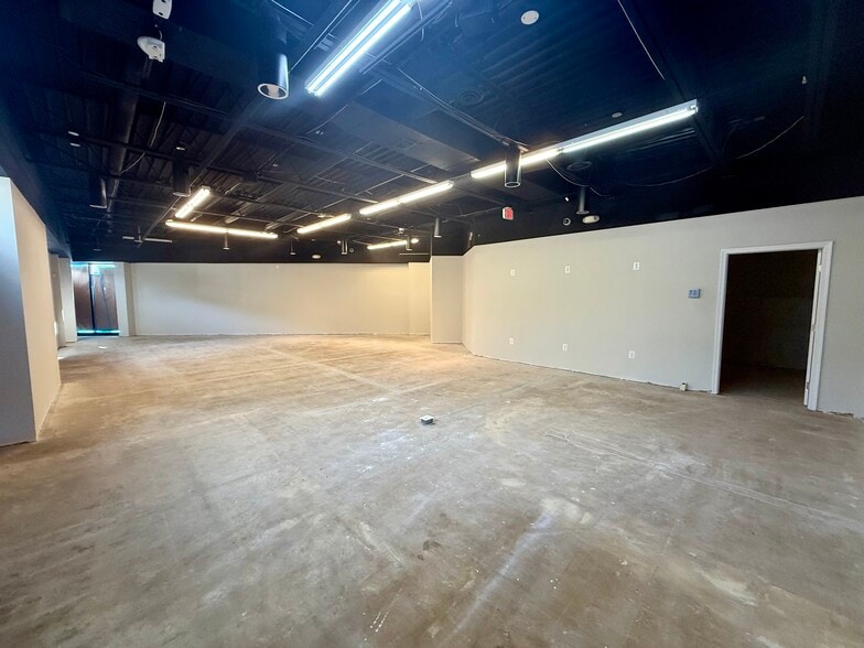 11750 Business Park Dr, Waldorf, MD à louer - Photo de l’immeuble – Image 2 sur 16