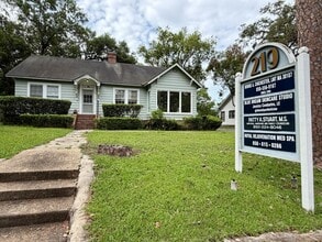 219 E 5th Ave, Tallahassee, FL à louer Photo intérieure– Image 1 sur 11
