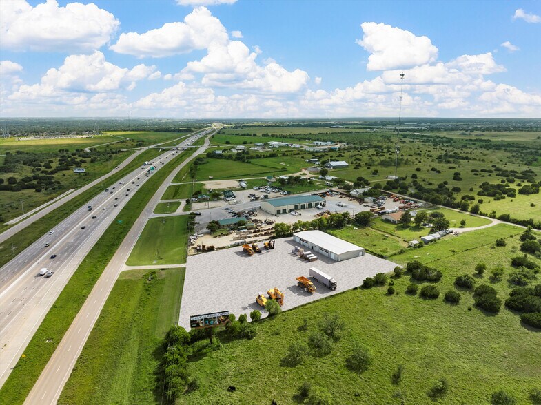 8398 S Interstate 35, Belton, TX à louer - Photo de l’immeuble – Image 1 sur 6
