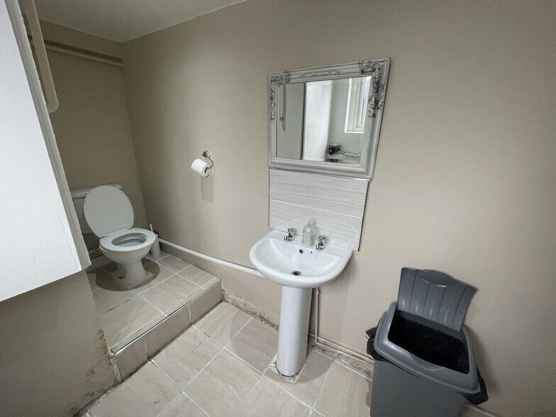 16 Beck Road, Leeds à vendre - Photo de l’immeuble – Image 3 sur 8