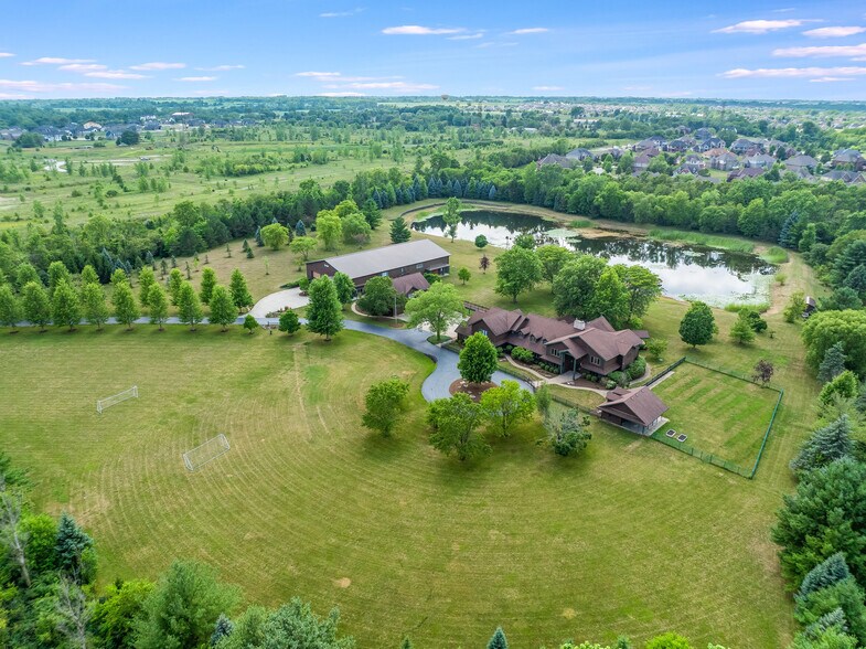 22660 S Harlem Ave, Frankfort, IL à vendre - Aérien – Image 2 sur 99