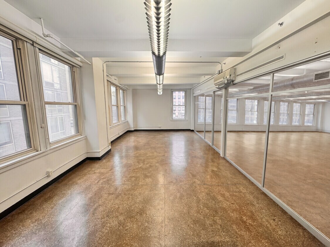 70 W 36th St, New York, NY à vendre Photo principale– Image 1 sur 21
