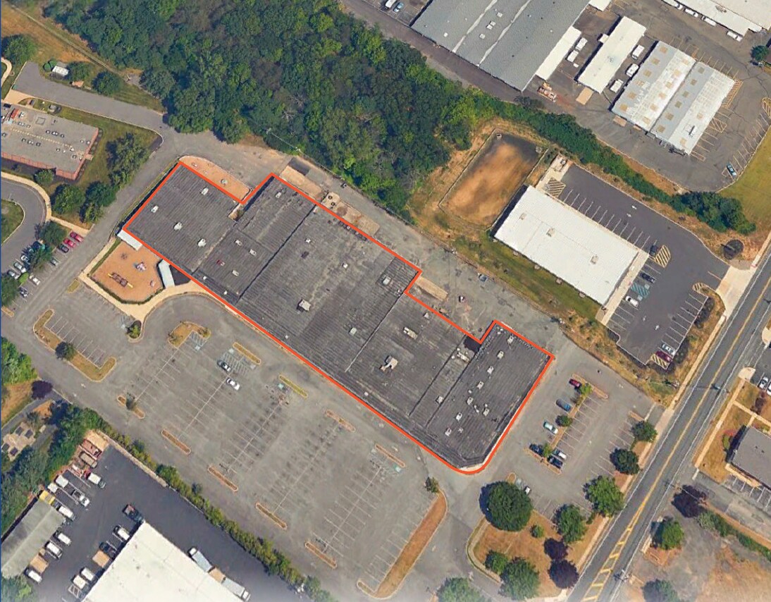 835 E Clements Bridge Rd, Runnemede, NJ à louer Photo principale– Image 1 sur 2