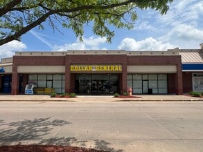 2001-2017 5th St, Silvis, IL à louer Photo de l’immeuble– Image 1 sur 2