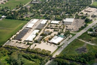 245 W Roosevelt Rd, West Chicago, IL - Vue aérienne  vue de carte