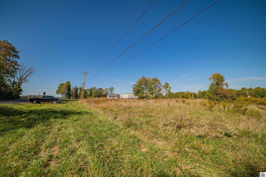 8635 Cairo Rd, West Paducah, KY à vendre - Photo de l’immeuble – Image 3 sur 5