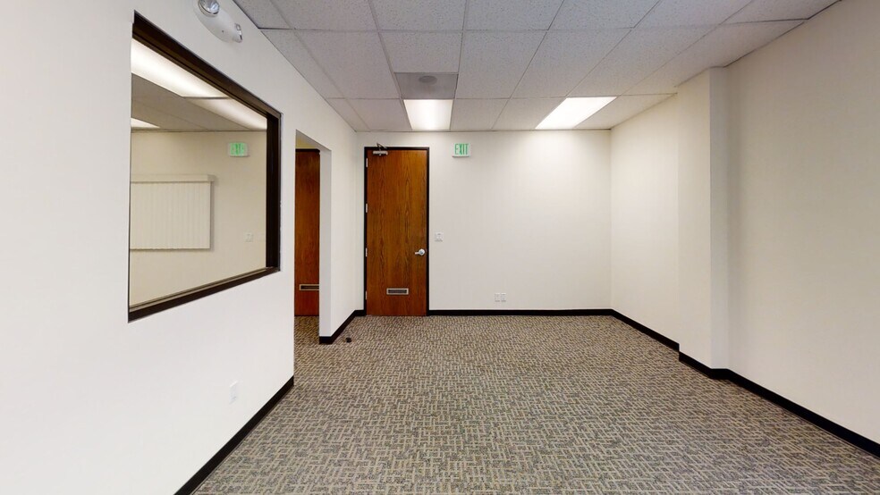 856 Mitten Rd, Burlingame, CA à louer - Photo intérieure – Image 2 sur 3
