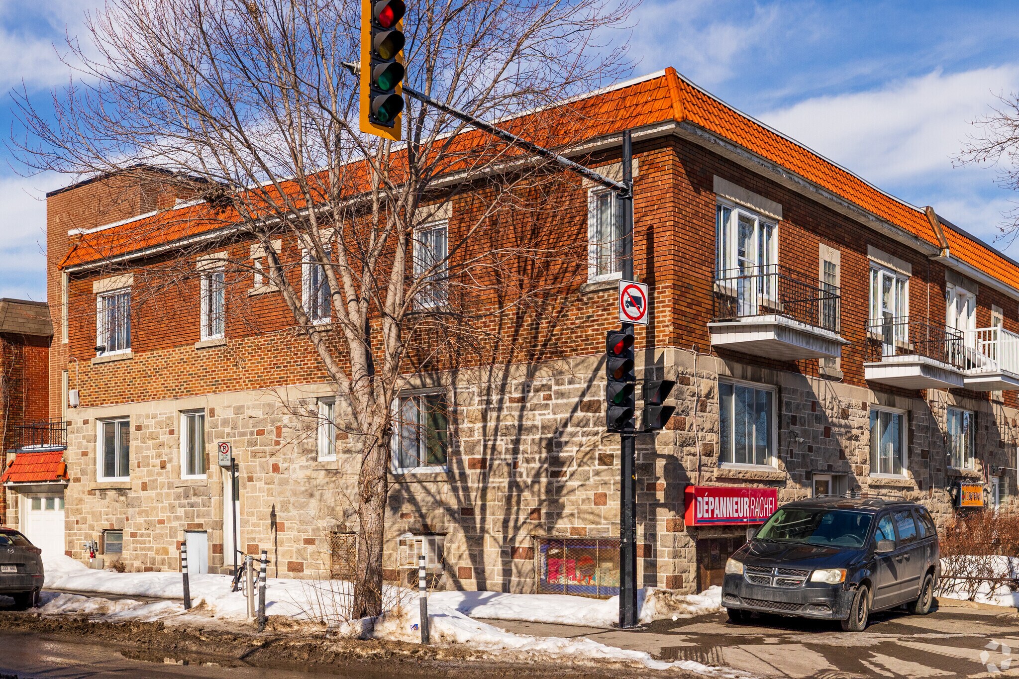 3871 Rue Rachel E E, Montréal, QC à vendre Photo principale– Image 1 sur 4