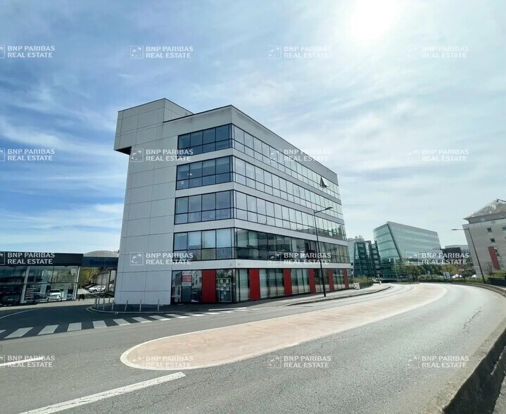 Bureau dans Orléans à louer - Photo de l’immeuble – Image 1 sur 17