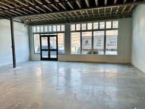 107 N 3rd Ave, Minneapolis, MN à louer Photo intérieure– Image 2 sur 8