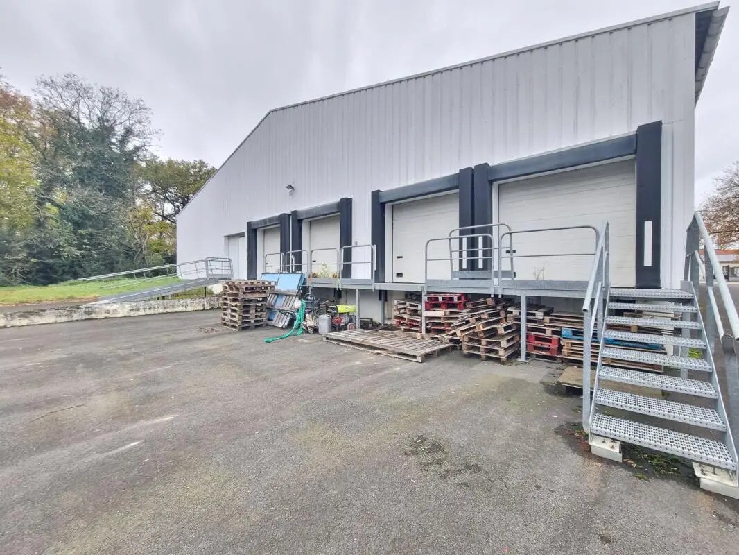 Local d’activités dans Vertou à louer Photo de l’immeuble– Image 1 sur 6