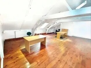 Bureau dans Roubaix à vendre - Photo de l’immeuble – Image 2 sur 7