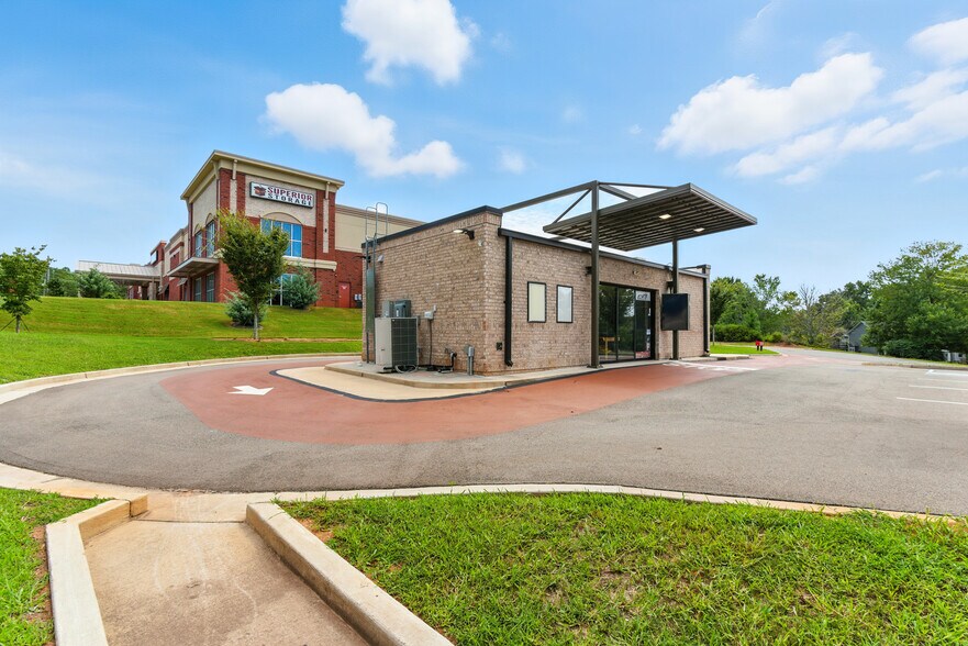 4240 Hickory Flat Hwy, Canton, GA à louer - Photo de l’immeuble – Image 3 sur 22