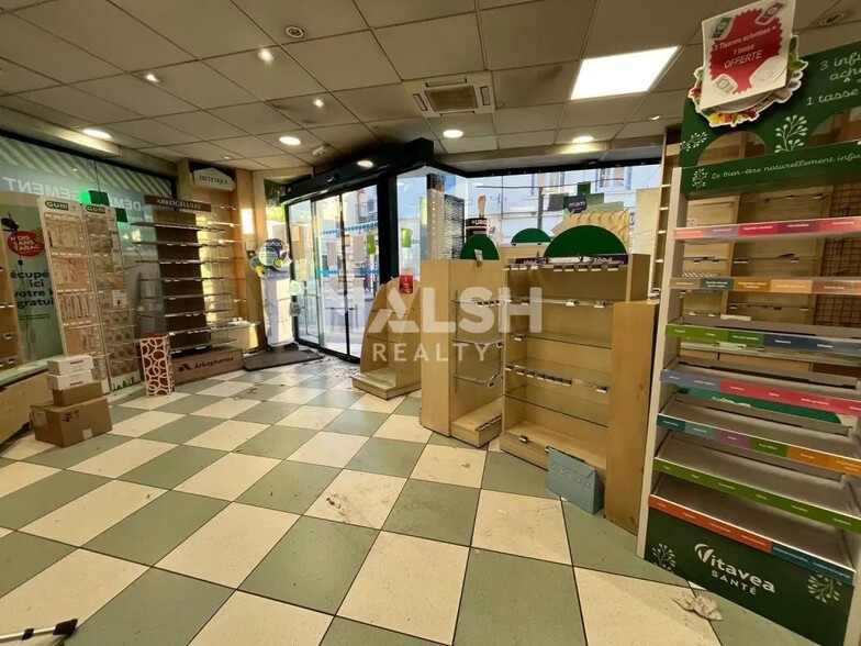 Local commercial dans Brignais à louer - Photo de l’immeuble – Image 3 sur 8