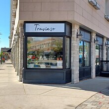 314 W Main St, Waukesha, WI à louer Photo de l’immeuble– Image 2 sur 13