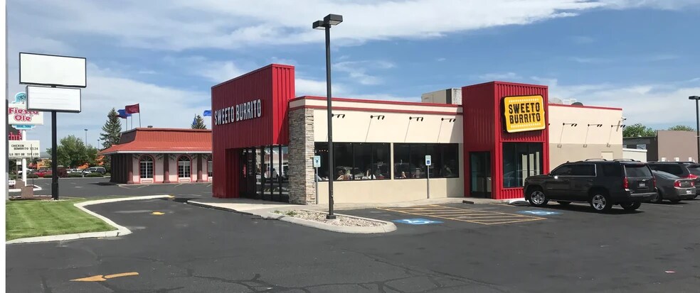 2090 E 17th St, Idaho Falls, ID à louer - Photo de l’immeuble – Image 3 sur 7