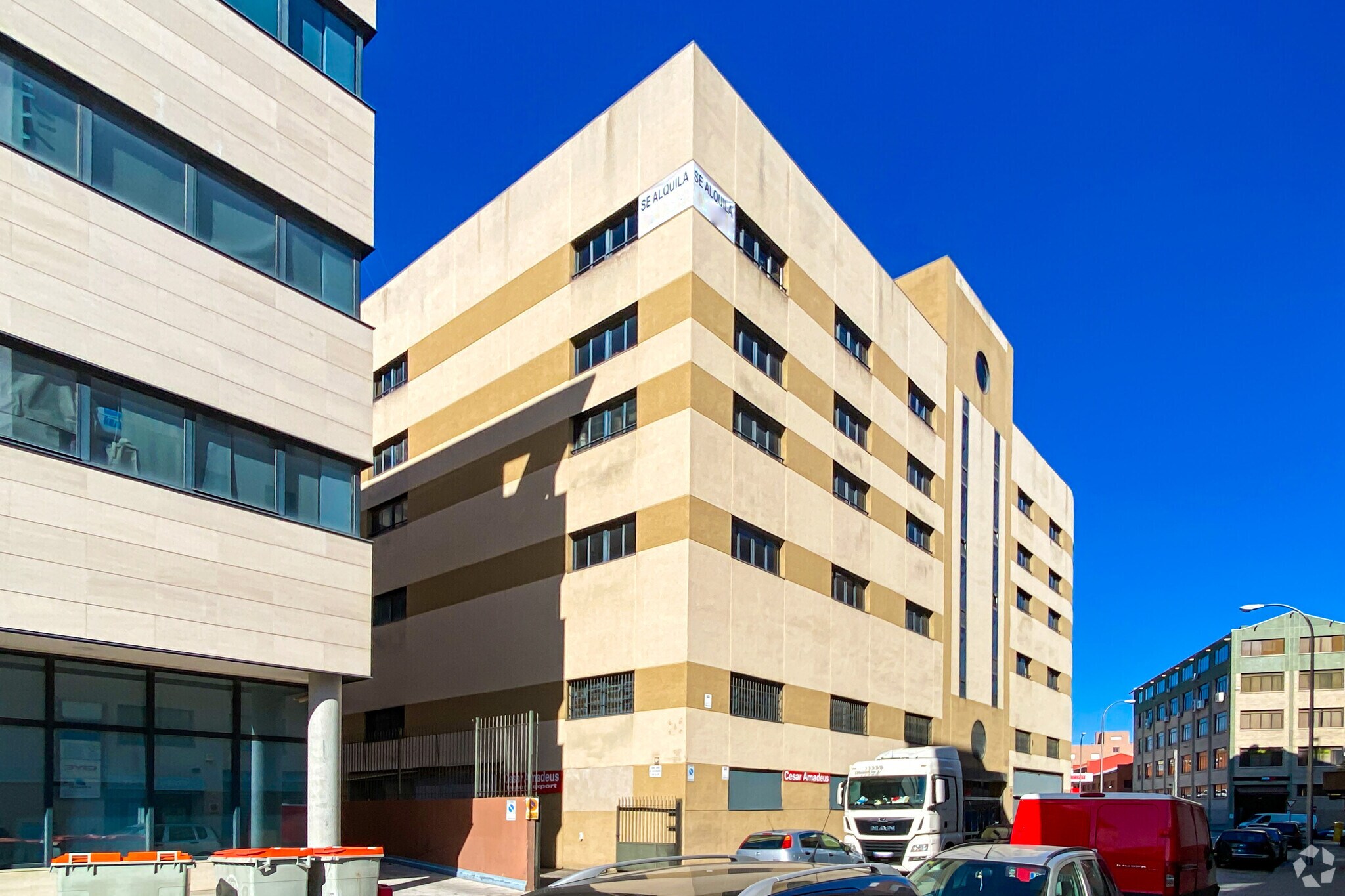 Industriel/Logistique dans Madrid, Madrid à louer Photo principale– Image 1 sur 4