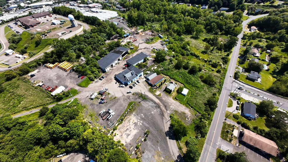 Prindle properties, Orange & West Haven portefeuille de 3 biens à vendre sur LoopNet.fr - Photo de l’immeuble – Image 3 sur 7