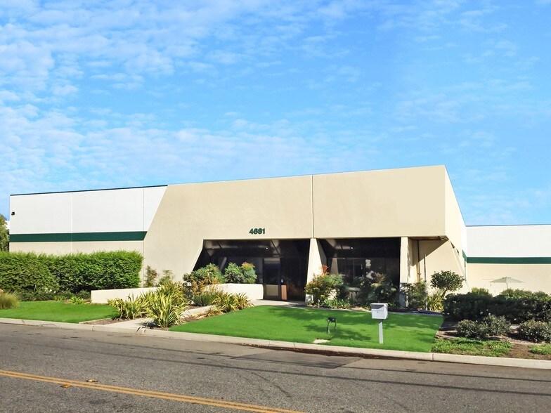 4681 Calle Bolero, Camarillo, CA à louer - Photo de l’immeuble – Image 1 sur 7