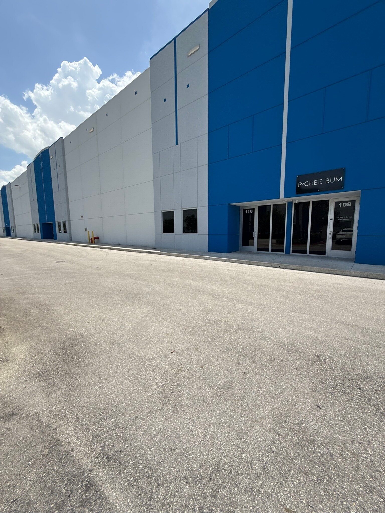 10900 NW 146th St, Hialeah Gardens, FL à louer Photo intérieure– Image 1 sur 14